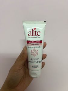 alite anti acne face wash