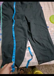 Comfortable Black Capris with Teal Stripe