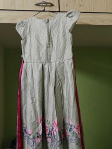 Beautiful Floral Print Ethnic Gown