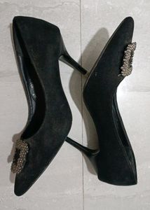 Korean Black Suede Court Heels