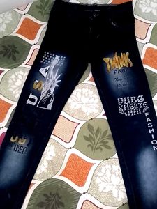 Graphic Print Jeans