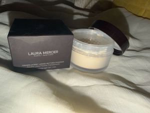Laura Mercier Translucent Loose Setting Powder