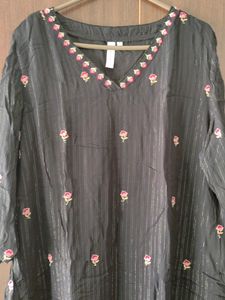Amydus Black Embroidered Plus Size Kurti