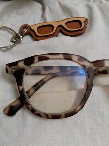 Stylish Leopard Print Glasses