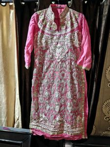 Pink Embellished Kurta pajami set