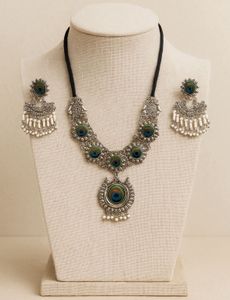 4 pcs Peacock Feather Necklace & Earring Set