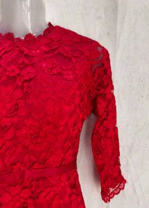 Elegant Red Lace Fishtail Dress