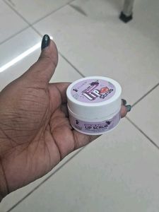 Pilgrim Squalane Blueberry Lip Scrub