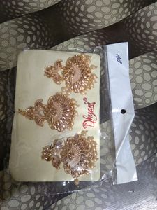 Mangtika Earing Set