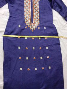 Elegant kashmiri warm Blue Embroidered Kurta Set