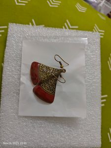 Earings
