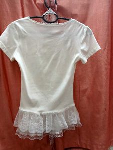 Cute White "Smarttooth" Lace Trim T-Shirt