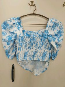 Chic Blue Floral Puff Sleeve Top