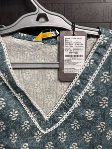 Green Printed Kurta with Lace Trim