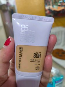 sealed Maybelline SuperStay Lumi-Matte