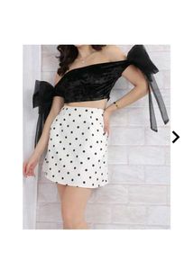 Black Velvet Cute bow sleeves 💫