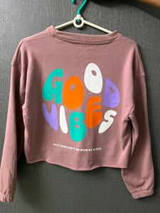 Trendy "Good Vibes" Cropped Sweatshirt