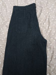 Black Denim Jean With Very Smooth Stuff