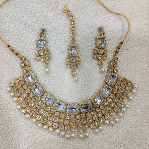 Diamond necklace set