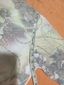 Boho Abstract Print Top 🤩  ( Fix Price )