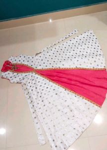 Beautiful White &amp; Red Ethnic Gown
