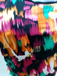 Abstract Print Cropped Top
