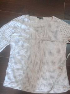 Chic White Dotted V-Neck Top