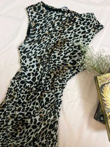 Chic Leopard Print Ruched Dress