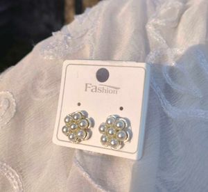 Korean Pearl Flower Stud Earrings
