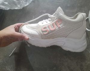 WOMEN WHITE SNEAKERS 👟