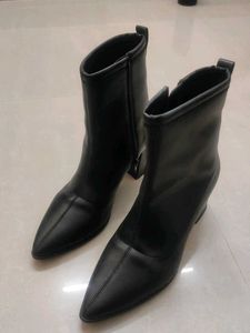 Chic Black Ankle Boots