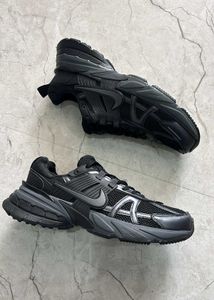 Nike v2k all black10