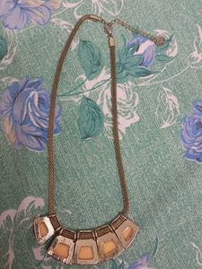 Chunky statement necklace