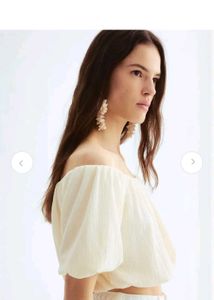 Off-Shoulder Cropped Top