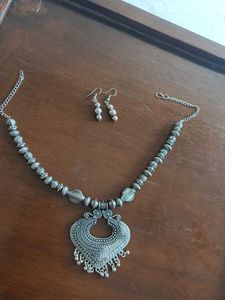 Navratri Boho Heart Pendant Necklace