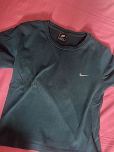 Nike T-Shirt