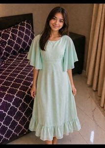 Elegant Mint Green Midi Dress