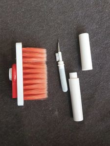 5 in 1 Portable Cleaning Brush Set