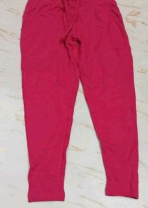 8-9 year Rio Girls Capris - New with Tag