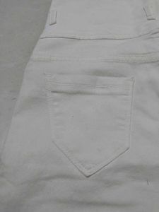 Women's White High-Waisted Jeans