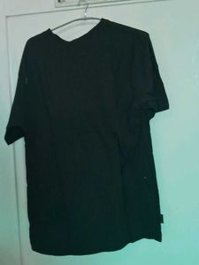 Reebok Black Graphic T-Shirt