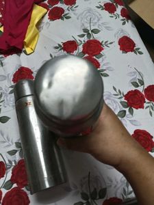 Set of Two Stainless Steel Thermoses