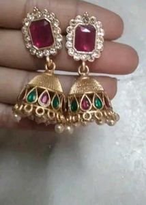 Rose gold plated Necklace with pretty earings