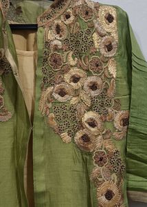 Embroidered Green gown set🦚