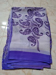 Elegant Purple Paisley Print Saree