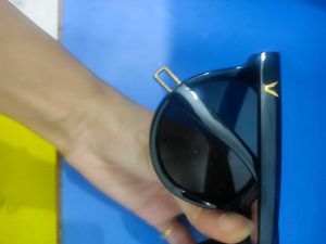 Stylish Cat-Eye Sunglasses