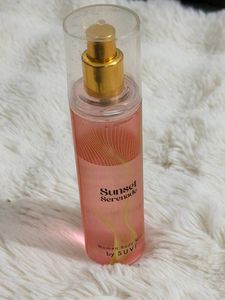 Max Pink Body Mist with Gold Cap