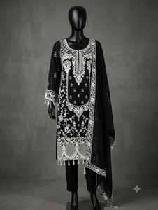 beautiful black Pakistani suit dupatta with pant ?