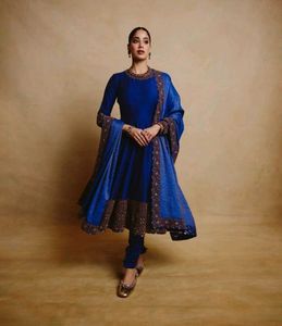 Elegant Royal Blue Embroidered Kurta Set