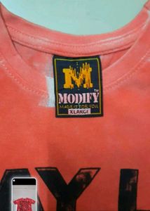 Graphic Print Red T-Shirt